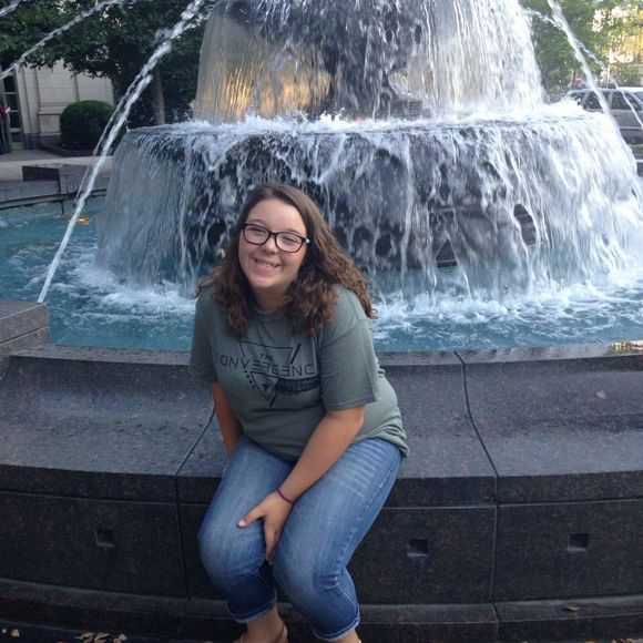 Meet your Posher, Zakiah - Picture 1 of 1